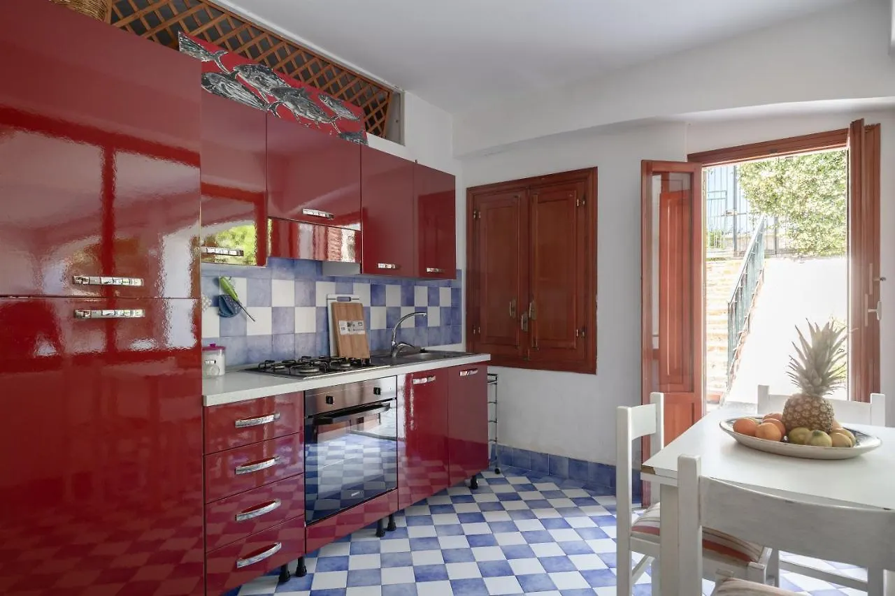 Apartment La Cueva Dello Scirocco By Domusicily Italy
