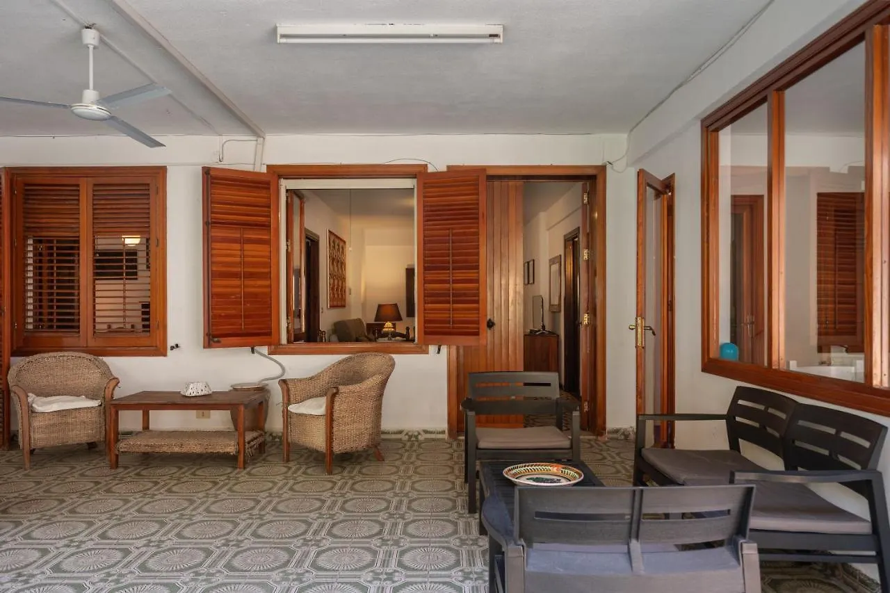 Apartment La Cueva Dello Scirocco By Domusicily